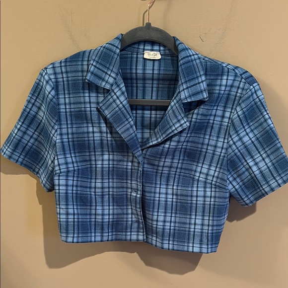 Brandy Melville John Galt crop flannel top - Picture 2 of 3